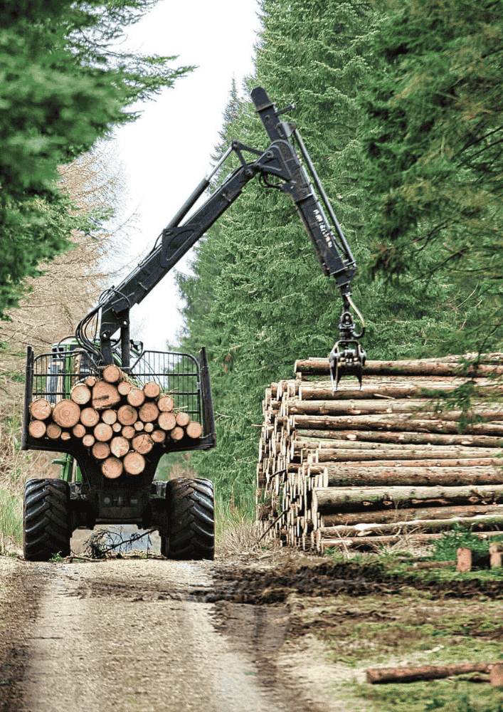 Bestückte Leiterplatte für die Agrartechnik mit Schutzlackierung gegen Umwelteinflüsse.